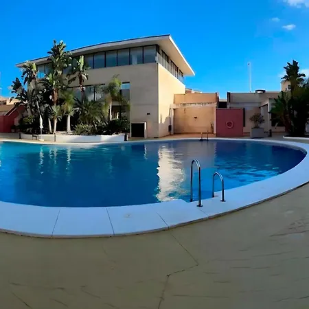 Exclusivo Con Piscina En Zona Privada Cerca De La Playa Y Campos De Golf * Punta Umbria