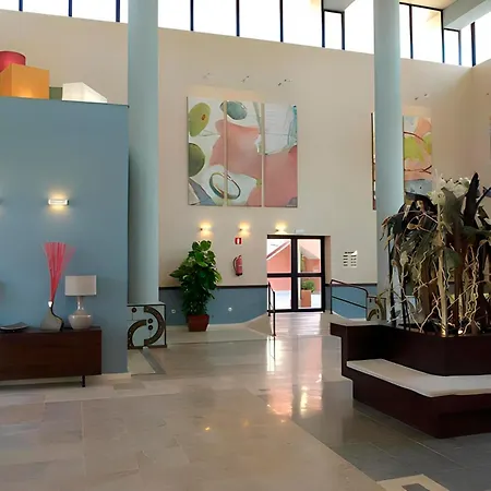 Exclusivo Con Piscina En Zona Privada Cerca De La Playa Y Campos De Golf Punta Umbria